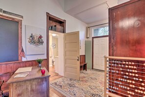 House (1 Bedroom) | Interior