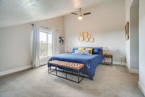 Interior - 2 Mi to Payette Lake: Mtn-view Getaway w/ Balcony (McCall)