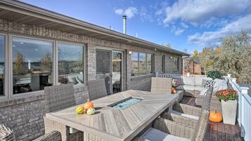 House (6 Bedrooms) | Interior