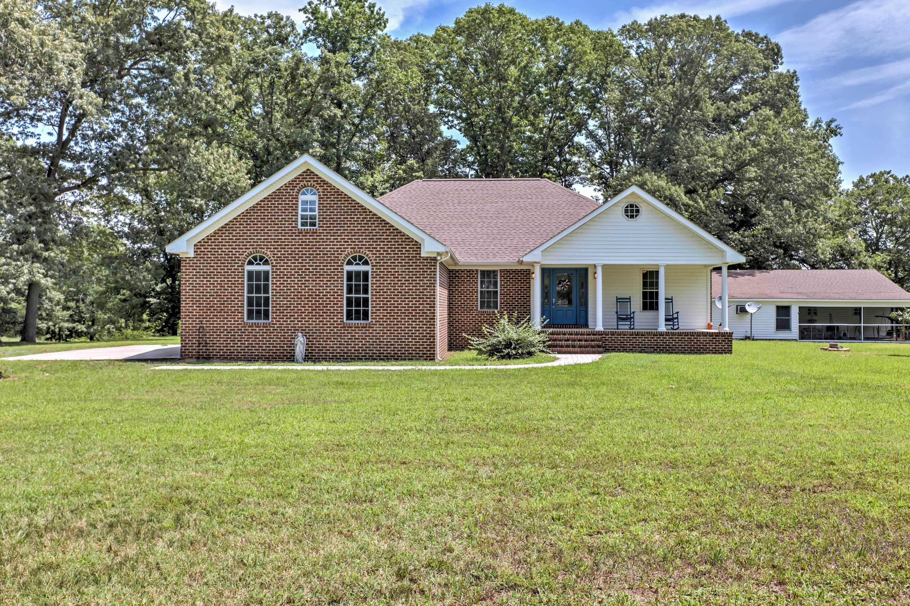 House (3 Bedrooms) | Front of property