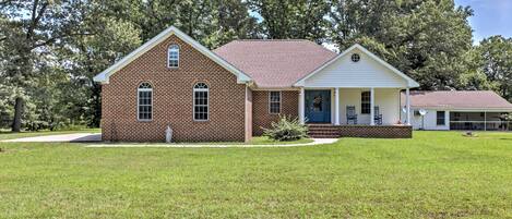 House (3 Bedrooms) | Front of property