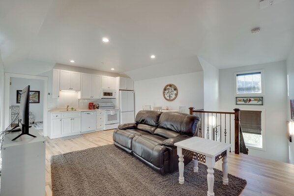 House (1 Bedroom) | Interior