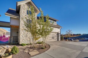 House (1 Bedroom) | Interior