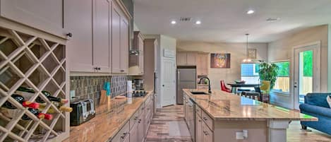 Talo (4 Bedrooms) | Sisätilat