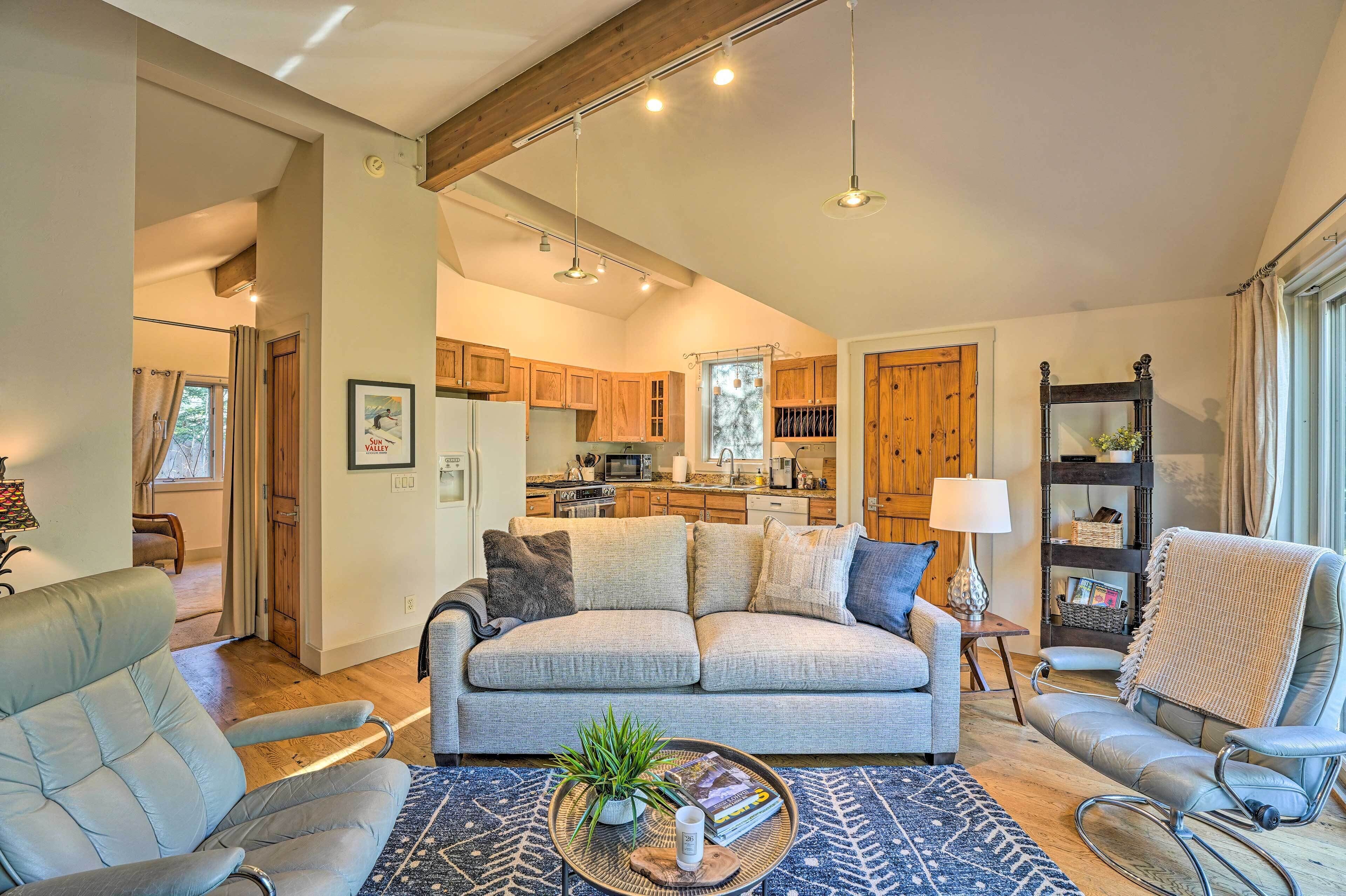 Ketchum Couple's Retreat: 1 Mi to Sun Valley!