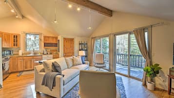 Cottage (1 Bedroom) | Interior