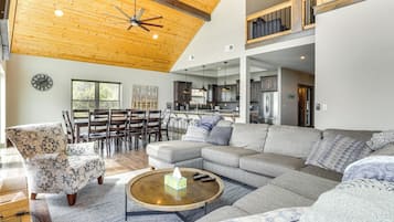 House (Multiple Bedrooms) | Front of property