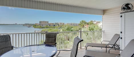 Apartment (2 Bedrooms) | Front of property