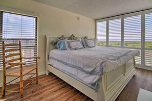 Apartment (2 Bedrooms) | Interior - Welcoming Brigantine Condo w/ Ocean Views! (Brigantine)