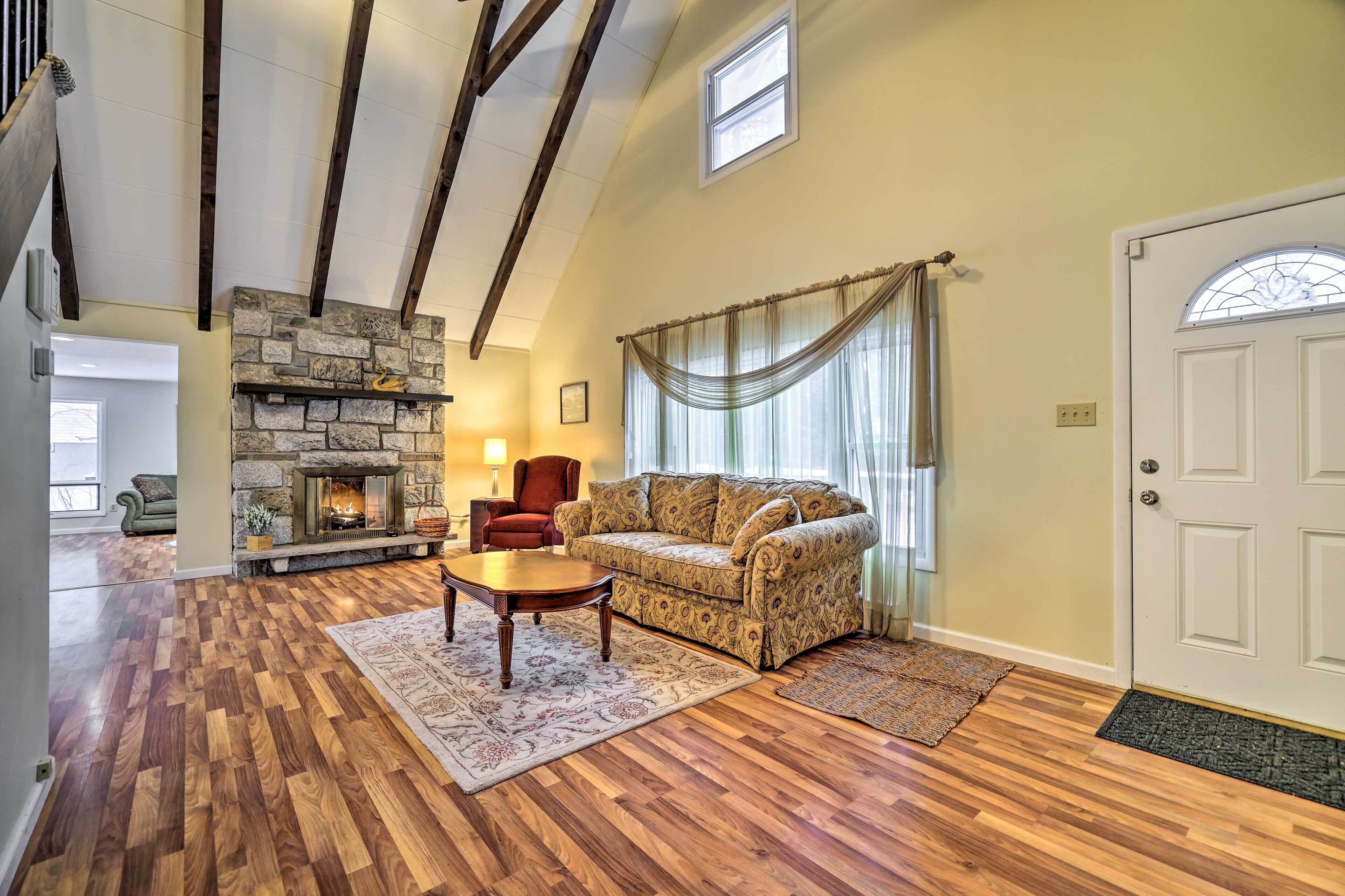 Tobyhanna Home w/ Deck in Quiet Community!