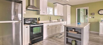 Pet-friendly Lake Buchanan Retreat w/ Fire Pit!