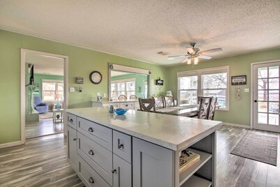 Pet-friendly Lake Buchanan Retreat w/ Fire Pit!