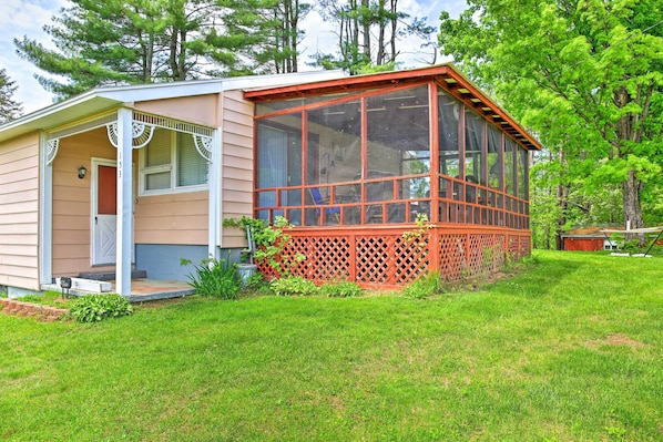 House (3 Bedrooms) | Interior - Mayfield Home w/ Private Dock on Lake Sacandaga! (Mayfield)