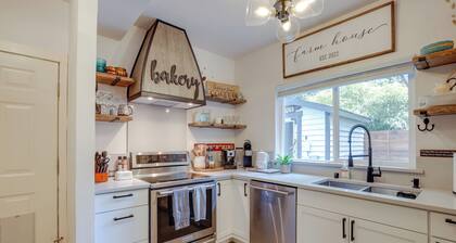 Farmhouse w/ Private Hot Tub < 1 Mile to Birch Bay