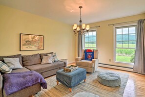 Talo (4 Bedrooms) | Sisätilat