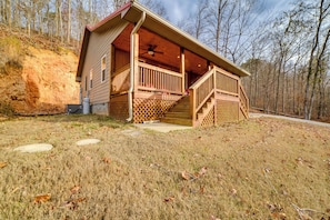 House (2 Bedrooms) | Exterior