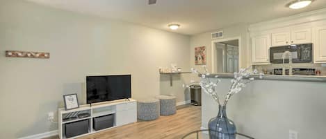 Apartment (1 Bedroom) | Interior