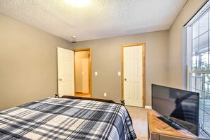 Interior - Cedar Mountain House on 12 Acres - Near Trails! (Cedar Mountain)