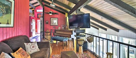 House (5 Bedrooms) | Interior