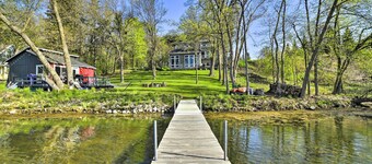 Hilltop Green Lake Home: Dock, Kayaks, Views!