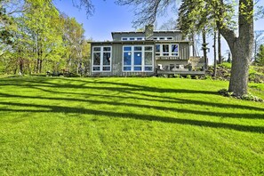 House (5 Bedrooms) | Interior - Hilltop Green Lake Home: Dock, Kayaks, Views! (Princeton)