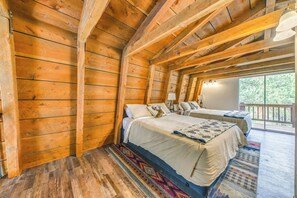 Interior - Cozy Ruidoso Cabin Rental w/ Private Hot Tub! (Ruidoso)