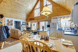 House (3 Bedrooms) | Private kitchen