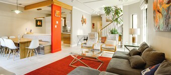 Family-friendly Houston Home w/ Private Backyard!