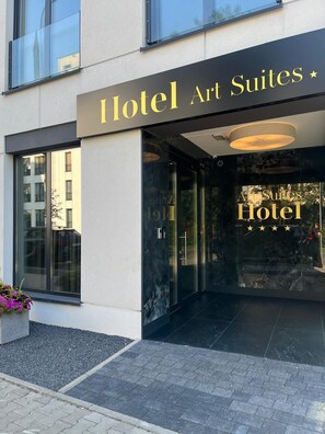 Front of property - Art Suites Luxury Hotel (Kraków)