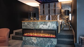 Royal Art Suite | 1 間睡房、高級寢具、記憶棉床墊、房內夾萬
