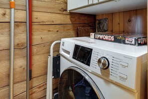 House (1 Bedroom) | Interior