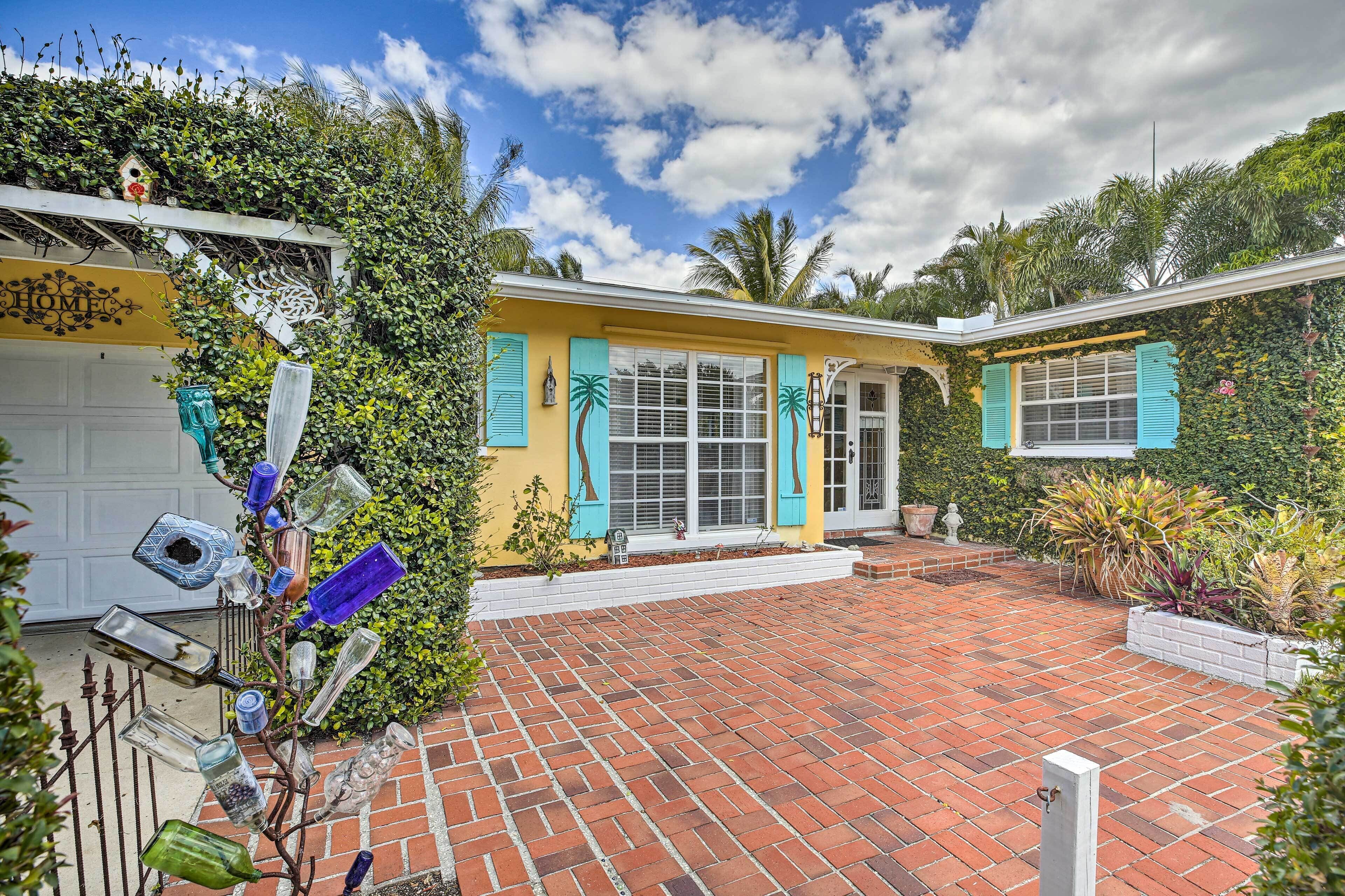 Rumah (2 Bedrooms) | Bagian depan properti