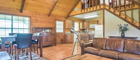 House (2 Bedrooms) | Interior