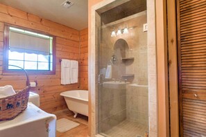 Casa (2 Bedrooms) | Interior