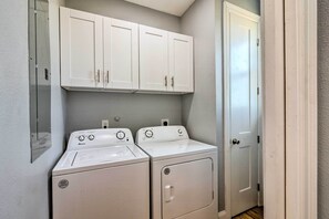 Maison (4 Bedrooms) | Intérieur