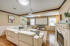 House (Multiple Bedrooms) | Interior