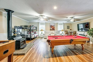 House (Multiple Bedrooms) | Interior