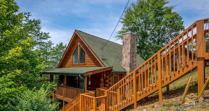 Inviting Sevierville Cabin w/ Deck & Hot Tub!