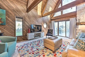 House (3 Bedrooms) | Interior - Spacious Syracuse Getaway w/ Waterfront Deck! (Syracuse)