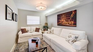 Apartment (2 Bedrooms) | Interior - Bonita Springs Condo w/ Pool, Near Beaches! (Bonita Springs)