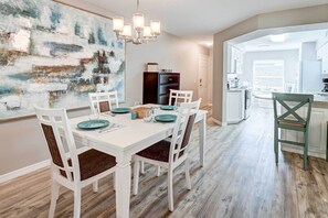 Apartment (2 Bedrooms) | Interior - Bonita Springs Condo w/ Pool, Near Beaches! (Bonita Springs)