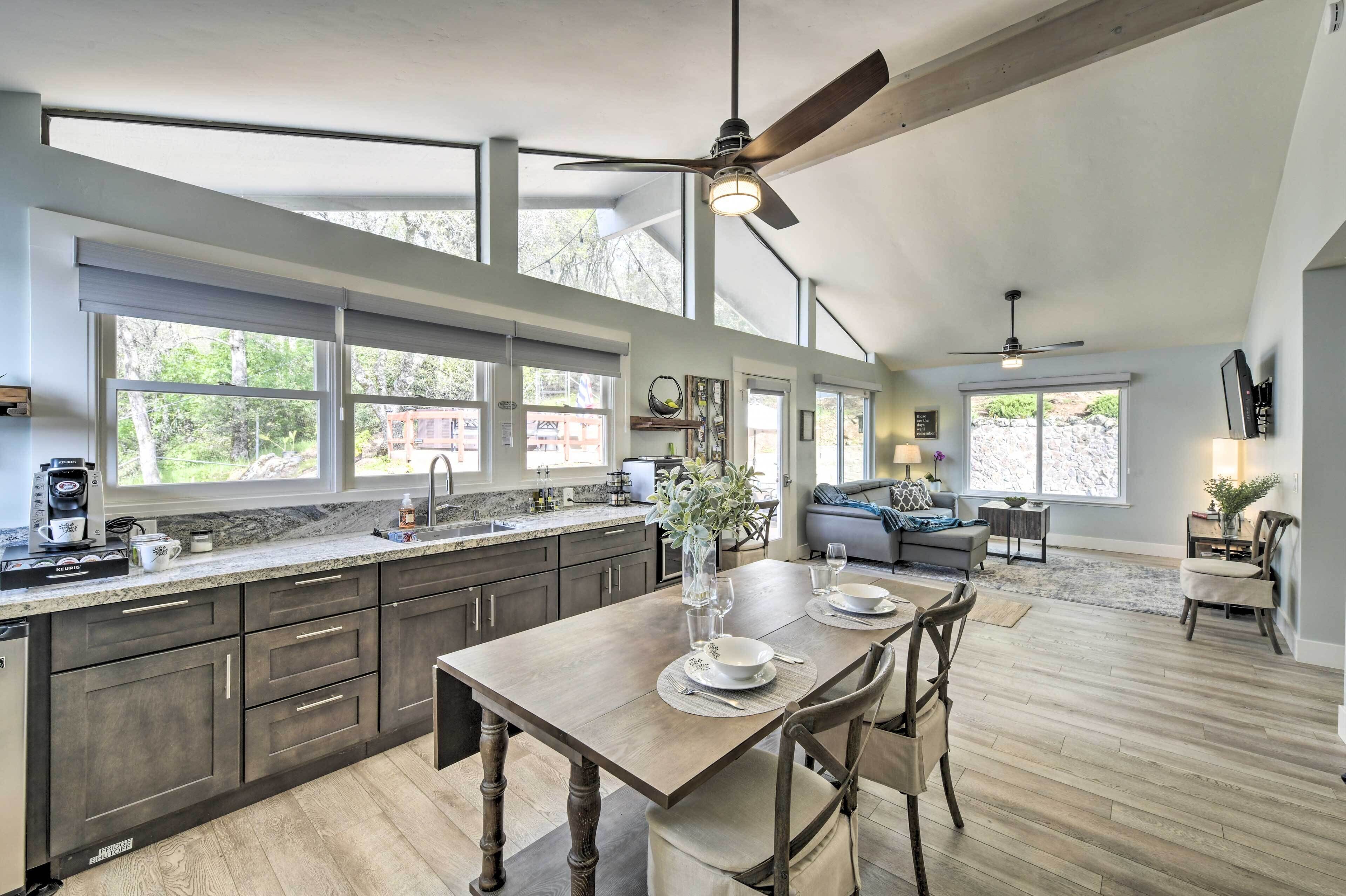 Apartment (0 Bedroom) | Interior