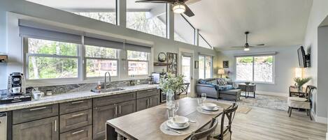 Apartment (0 Bedroom) | Interior