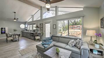 Apartment (0 Bedroom) | Interior