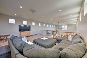 House (2 Bedrooms) | Interior - Modern Farmhouse w/ Patio, Grill & Mtn Views! (Ogden)