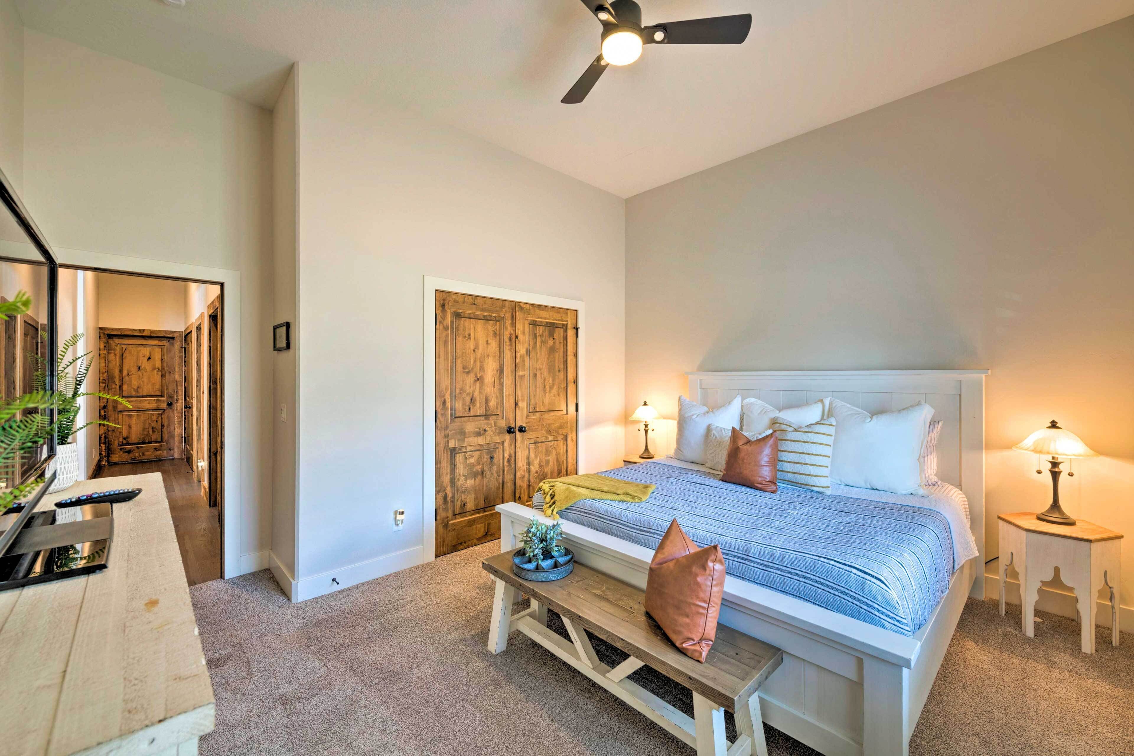 House (2 Bedrooms) | Interior