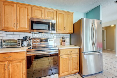 3 Mi トゥ ボタニカル ガーデンズ：サンキスト ラーゴ エスケープ