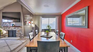 House (4 Bedrooms) | Interior