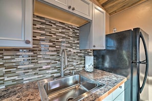 House (1 Bedroom) | Interior