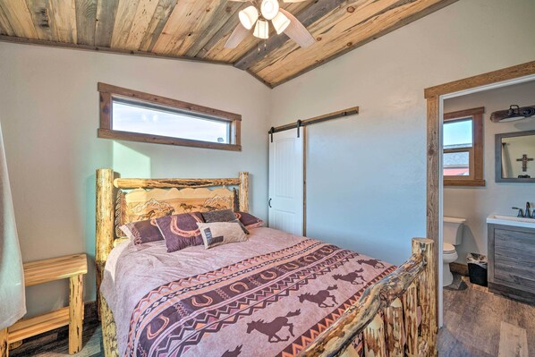 House (1 Bedroom) | Interior